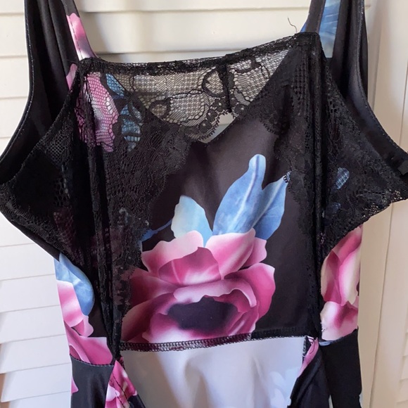 Floral Sundress - Picture 3 of 4